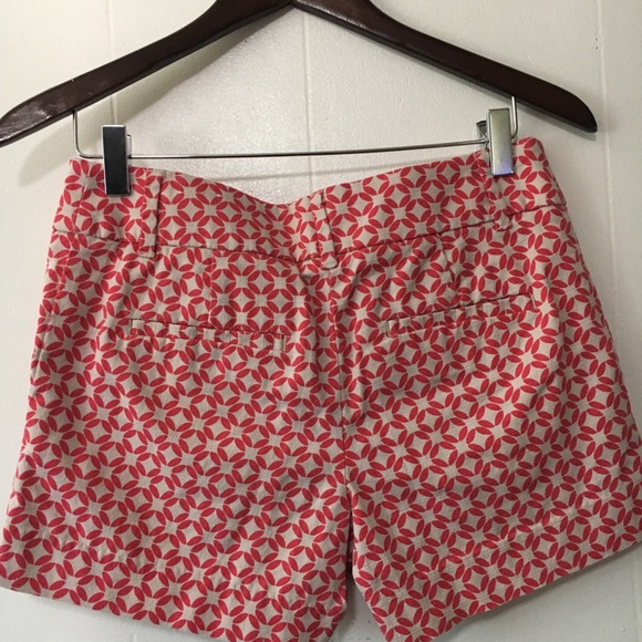 • ann taylor LOFT cute red print cotton shorts • - Picture 4 of 6
